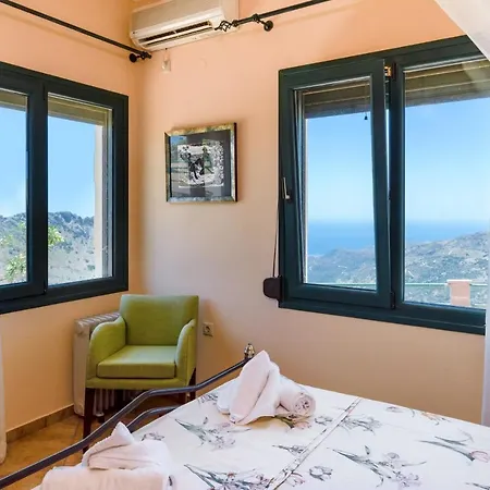 Best View Mountain Villa Temenia Exterior photo